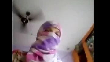 Super Hot Big Boobs Desi Girl Nude Selfie