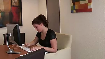 Holland MILF Random Threesome