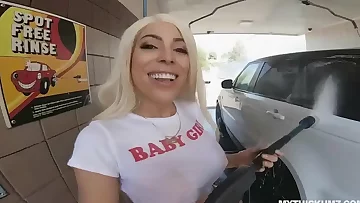 Thickie from car wash rides random dudes hard cock
