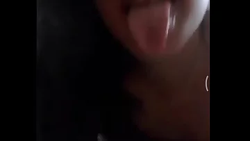 A stranger shows me all her rich body