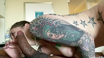 Snuck Away From Florida Girls Trip To Fuck The Hotel Concierge