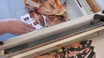 Shiny new guillotine chomping&period;