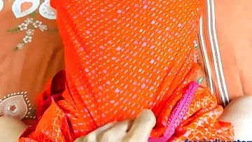 DESI INDIAN BHABHI FUCKING HER DEVER