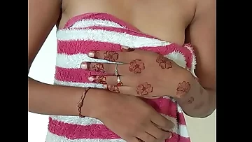 Indian Bhabhi nude