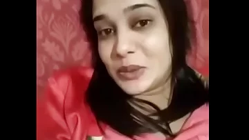 Indian girl play with pussy