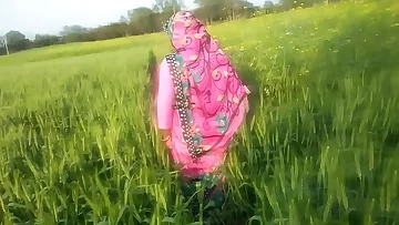 Indian Village Bhabhi Outdoor Sex PORN IN HINDI