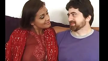 One Indian Lady for 2 US Cocks!!!