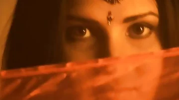 Pretty Lady Do Me A Favor