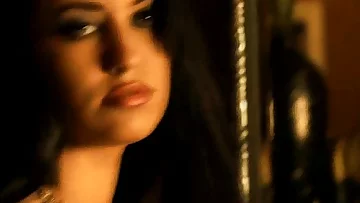 Exotic Bollywood Dancing Babe