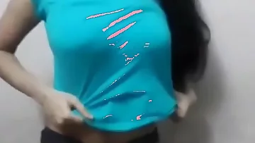 Indian big boobs show