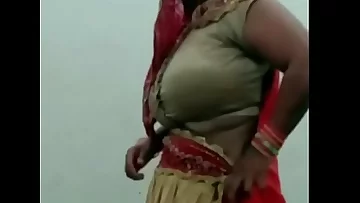 huge tite punjabi aunty