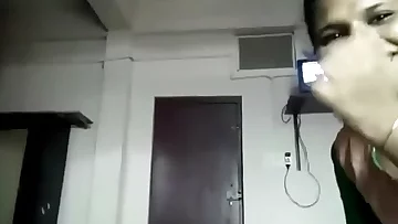 Tamil Girl Fucking her Husband Friend