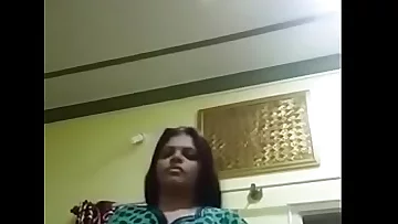 aunty bath capture - hidden cam .mp4
