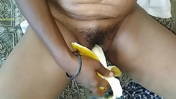 Auntie shows sexy ass on webcam