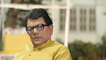 Bengali Movie Hot scene - Mehuly Sarkar, Biren