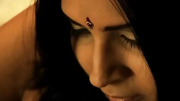 Bollywood Babe Turns You On