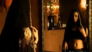 Bollywood Mystery Lady Exposed