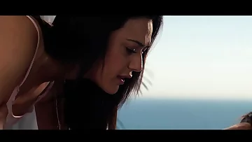 Sexiest smooch of priety zinta