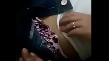 Indian women live video leaked 4