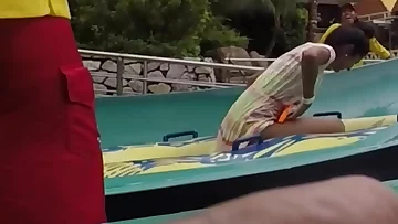 Tamil girl karthika showing hot sexy