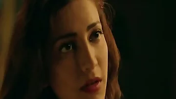 Tamil Acter Shruti Hassan hot