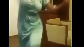 Tamil Girl dance