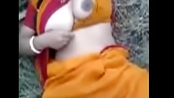 Tamil girl outdoor fuck