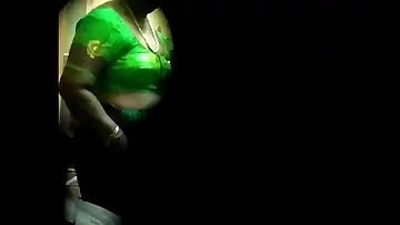 Sexy Tamil hot mom dress change keyhole