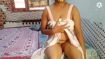 Fucking my desi yummy bhabhi when alone at home