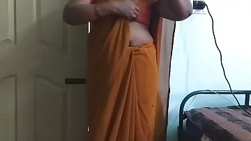 desi  indian horny tamil telugu kannada malayalam hindi cheating wife wearing saree vanitha showing big boobs and shaved pussy press hard boobs press nip rubbing pussy masturbation