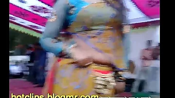 Clipssexy.com Bangladesi girl nude dance in public