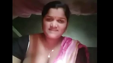 Odia Sexy Bhabi show Boobs n pussy (DesiSip.Com)