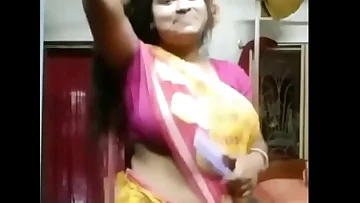 Indian Desi Milf Seducing