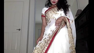 Desi Dhabi in Saree getting Naked and Plays with Hairy Pussy
