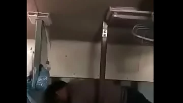 desi train sex for couple
