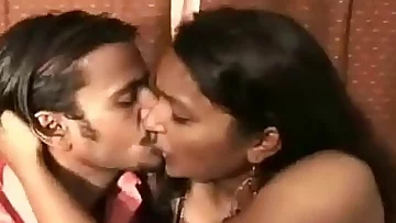 Reshma Bhabhi With Her Desi Lover Raj
