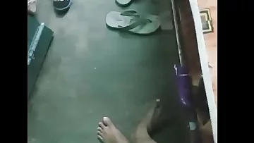 desi aunty sucking young dick