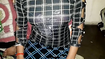 enjoy for desi chuubby girl in room