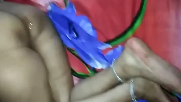 indian desi village aunty women lady fucked by doctor and sperm on her pussy gandu doctor fucked a unsatisfied aunty in his clinic