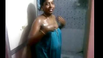 KOM-DESI- pregnant wife-bth -