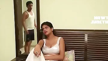 InstaMasti Desi Housewife teaches servant .Skype me vijj k