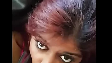 Desi Girlfrtiend Sucking in The Car