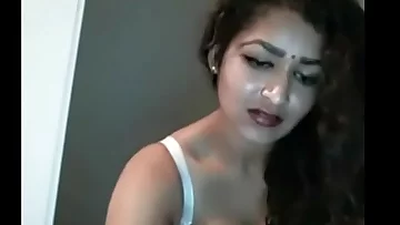 Desi Bhabi plays with her wet pussy - Maya