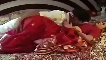 Hot Bgrade Actress Romance Scene In Fastnight (  lusty.imagedesi.com )