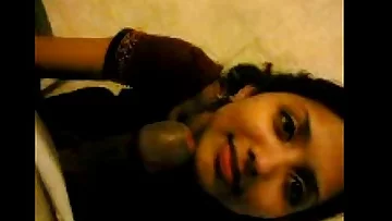 Bhabhi Kiss with boy