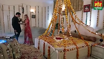 Desi bhabhi suhagraat mms in hotel