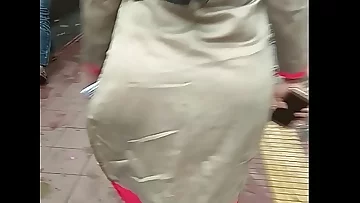 Curvy Asset Indian Bhabhi