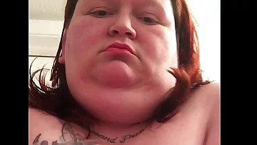 Amature Ssbbw Jessie big boobs and lipstick tease nipples