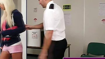 Blonde slut give mean blowjob